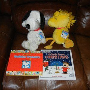 Snoopy & Woodstock Book & Plush Toy Bundle. Excellent gift. Kohl’s Cares